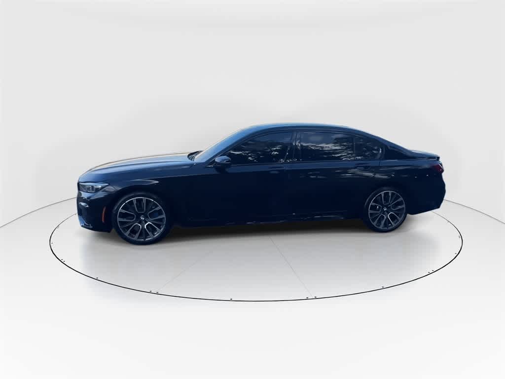 Thumbnail: 2022 BMW 7 Series - 6