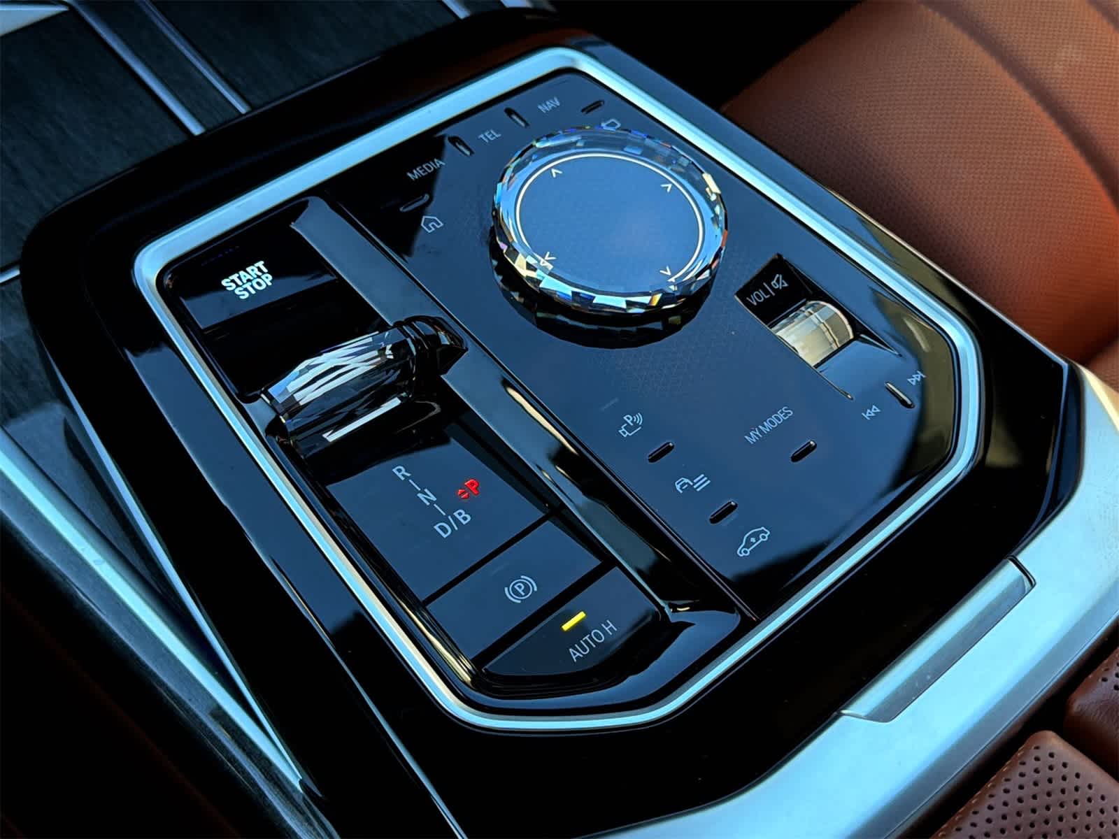 Thumbnail: 2025 BMW i7 - 25