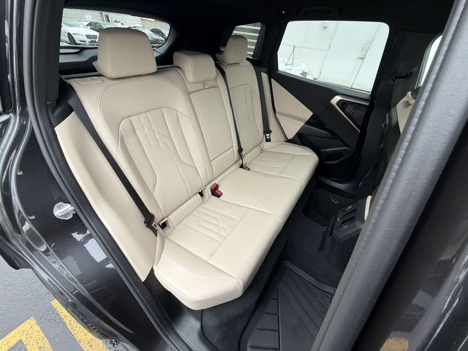 Thumbnail: 2025 BMW X3 - 21