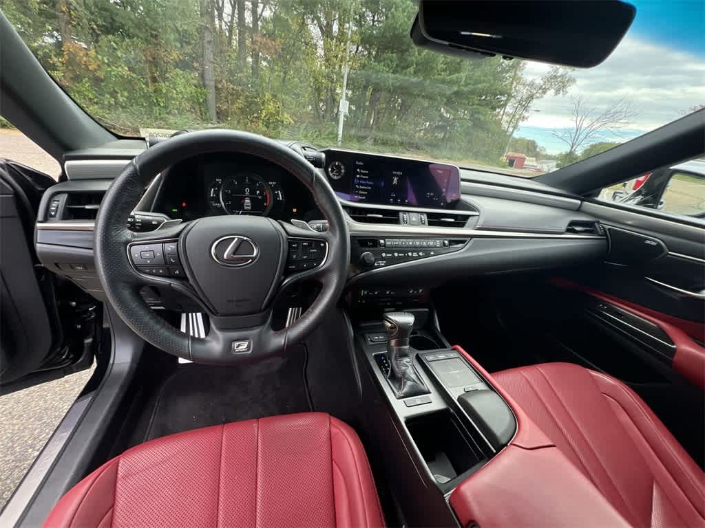 Thumbnail: 2019 Lexus ES - 18