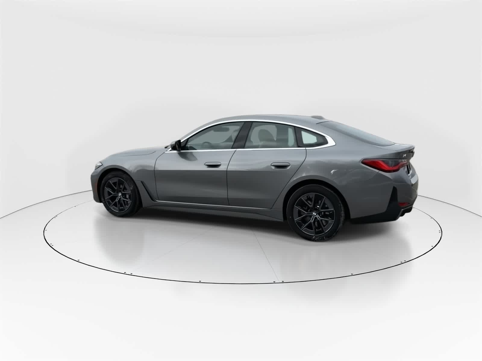 Thumbnail: 2025 BMW i4 - 7