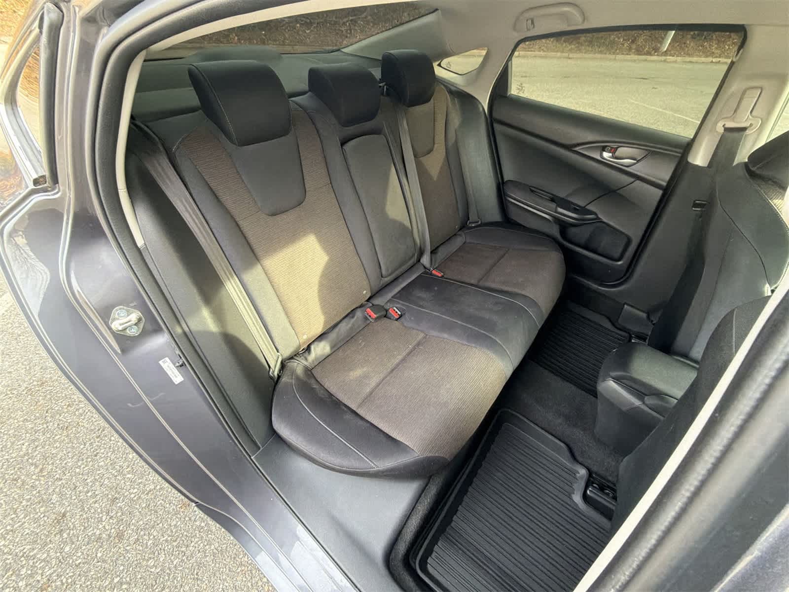 Thumbnail: 2019 Honda Insight - 21