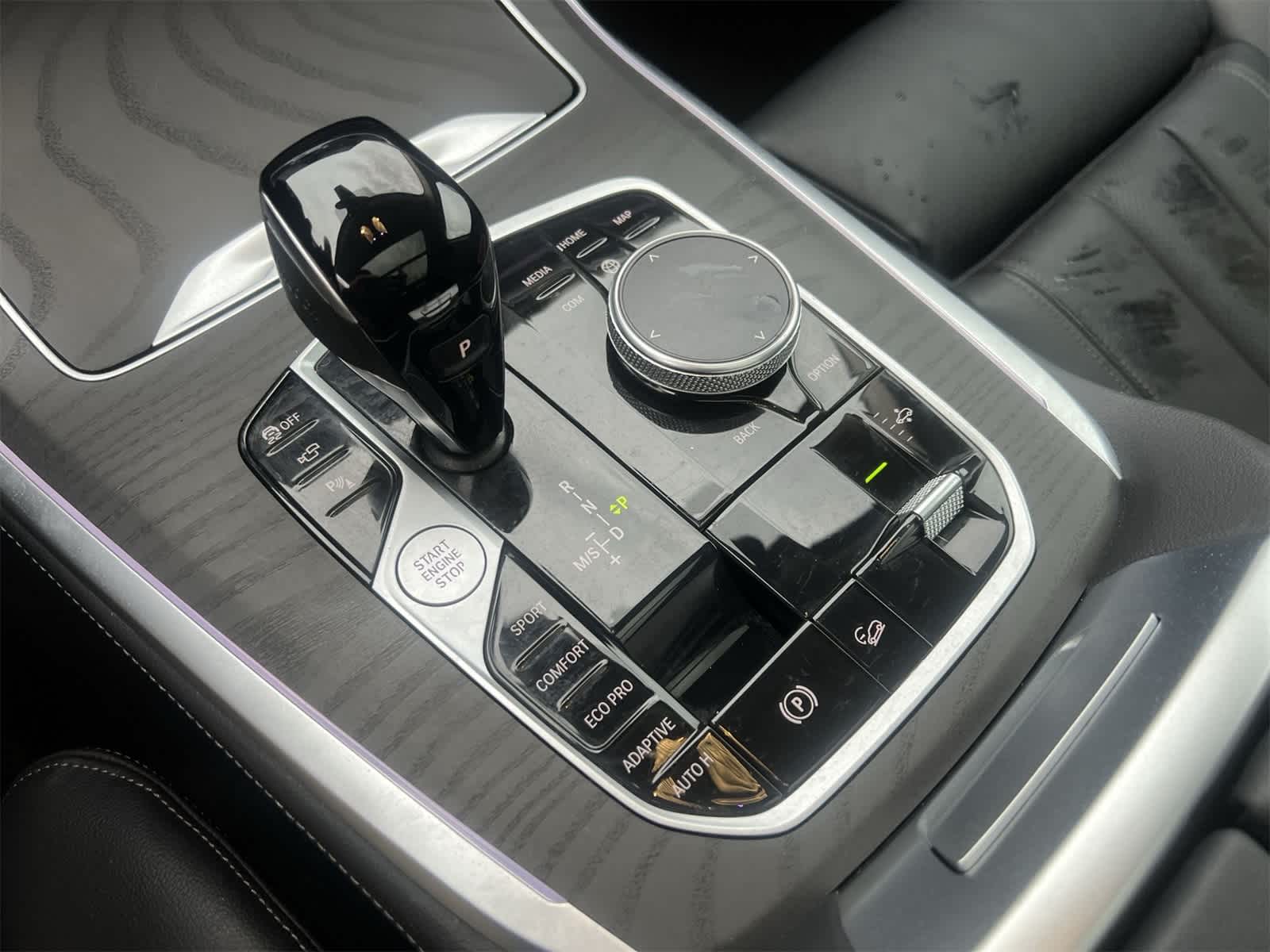 Thumbnail: 2022 BMW X7 - 25