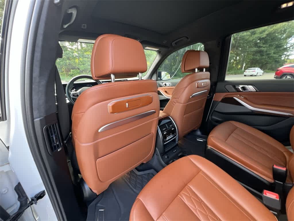 Thumbnail: 2024 BMW X7 - 20
