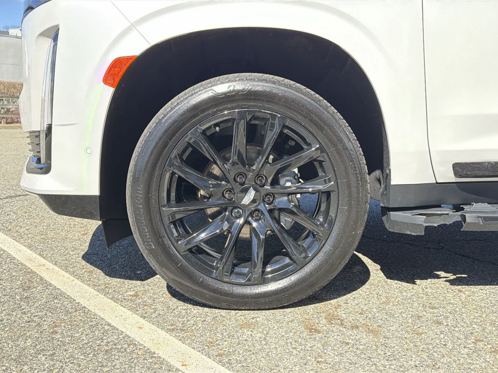 Thumbnail: 2024 Cadillac Escalade - 16