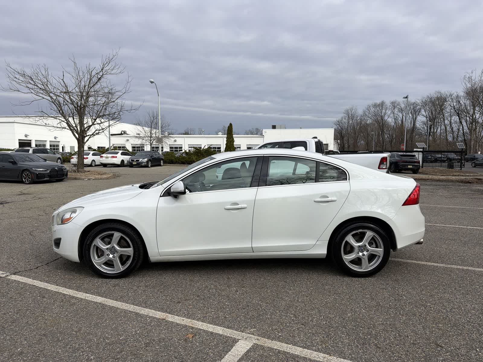 Thumbnail: 2013 Volvo S60 - 11