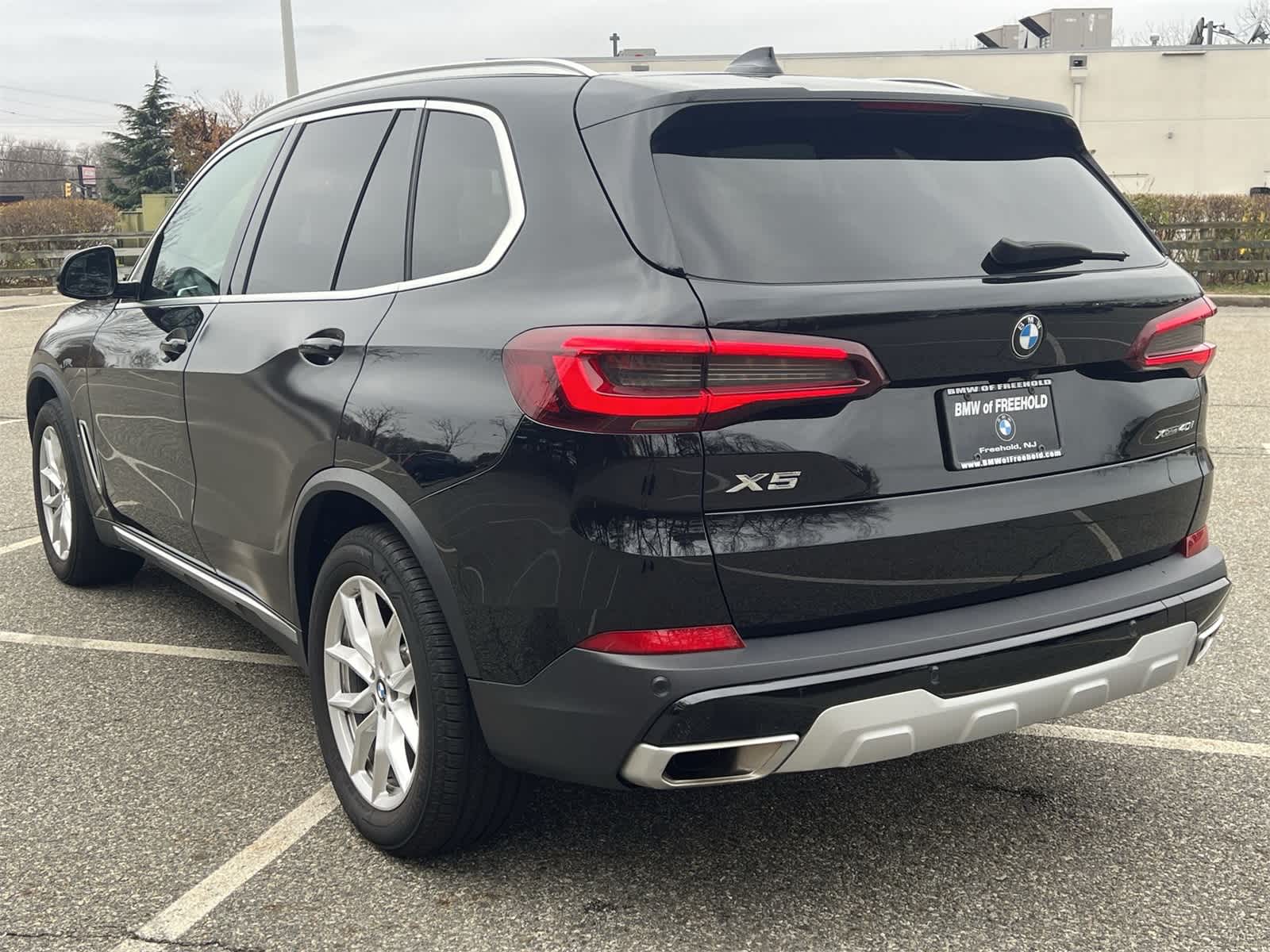 Thumbnail: 2023 BMW X5 - 12