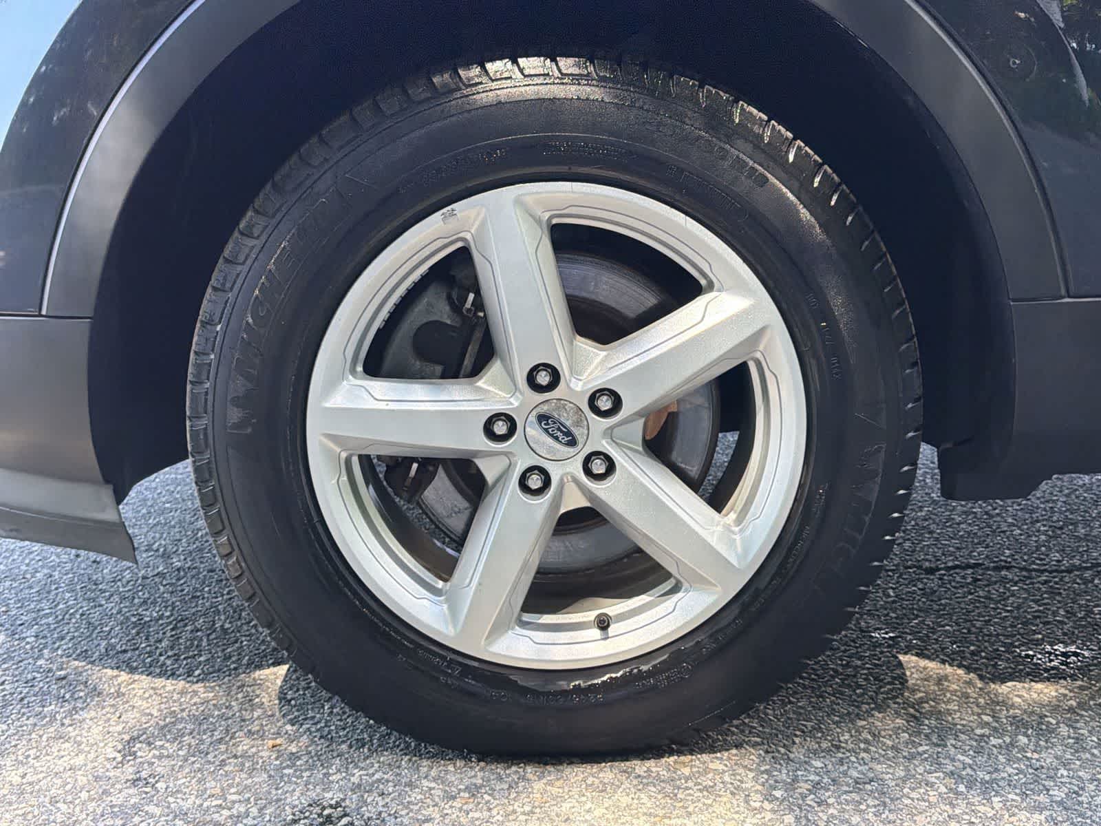 Thumbnail: 2017 Ford Explorer - 16