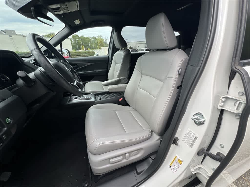 Thumbnail: 2023 Honda Passport - 19