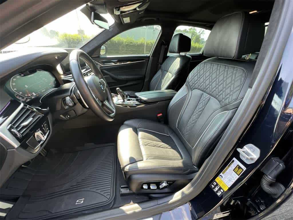 Thumbnail: 2022 BMW 5 Series - 19