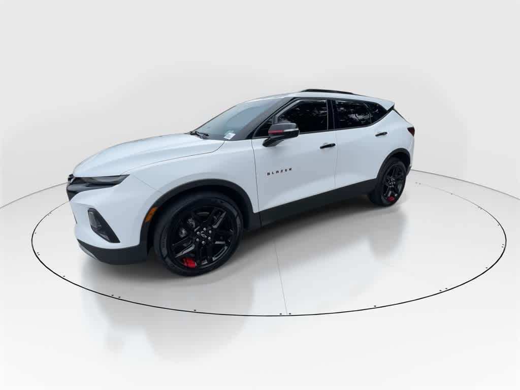 Thumbnail: 2021 Chevrolet Blazer - 4