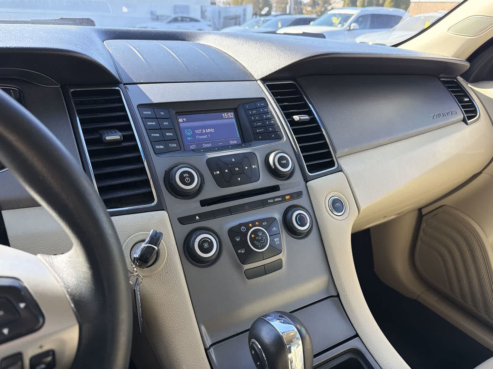 Thumbnail: 2019 Ford Taurus - 24