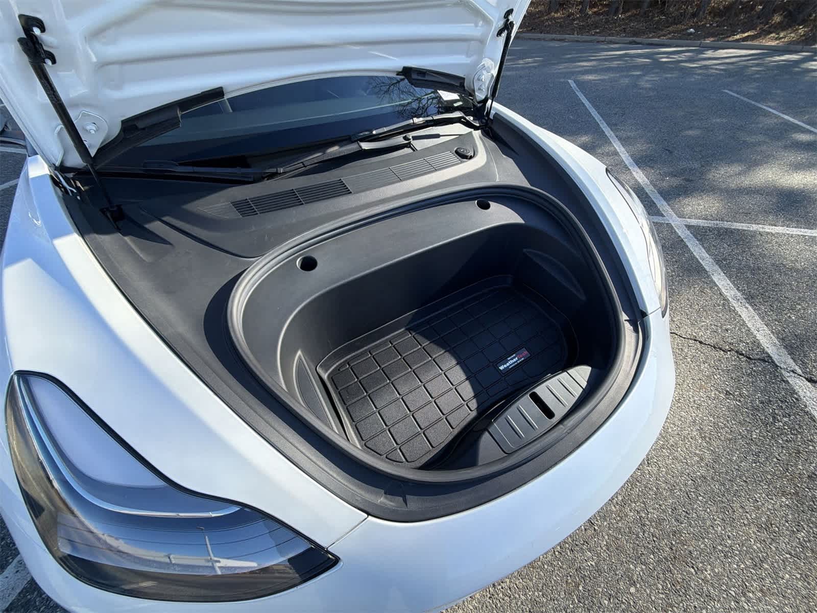 Thumbnail: 2022 Tesla Model 3 - 17