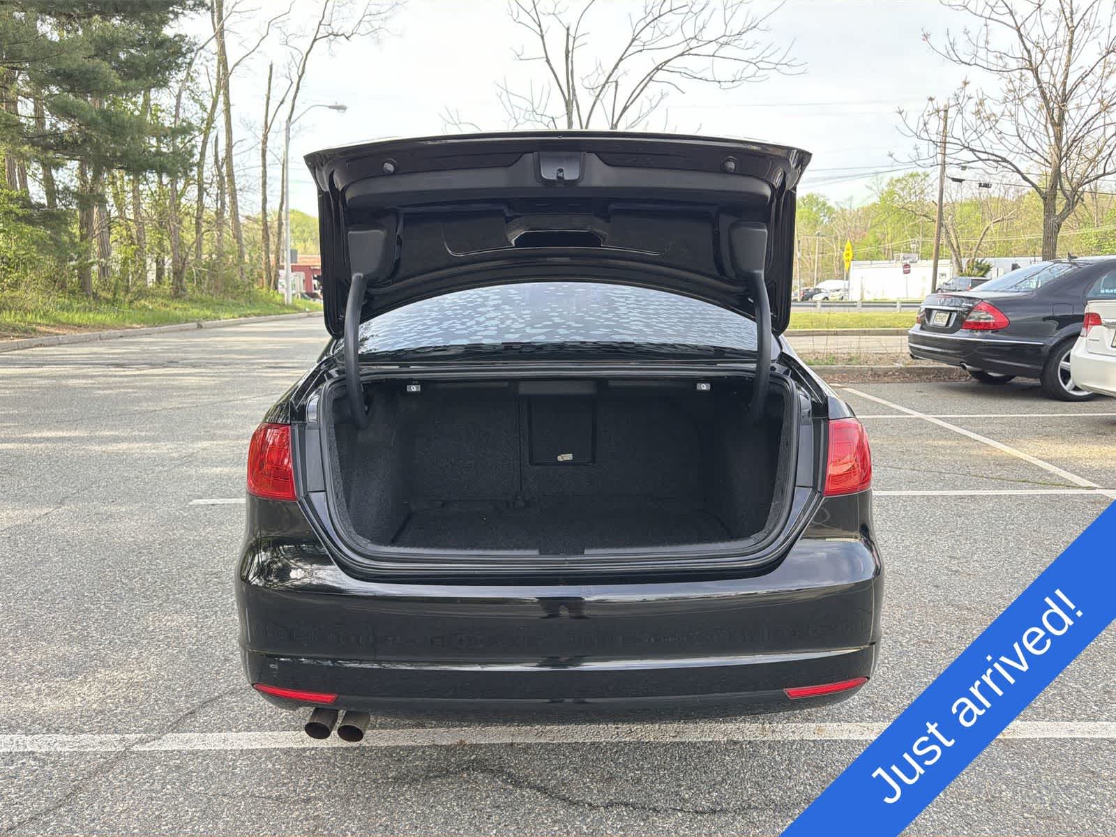 Thumbnail: 2013 Volkswagen Jetta - 27