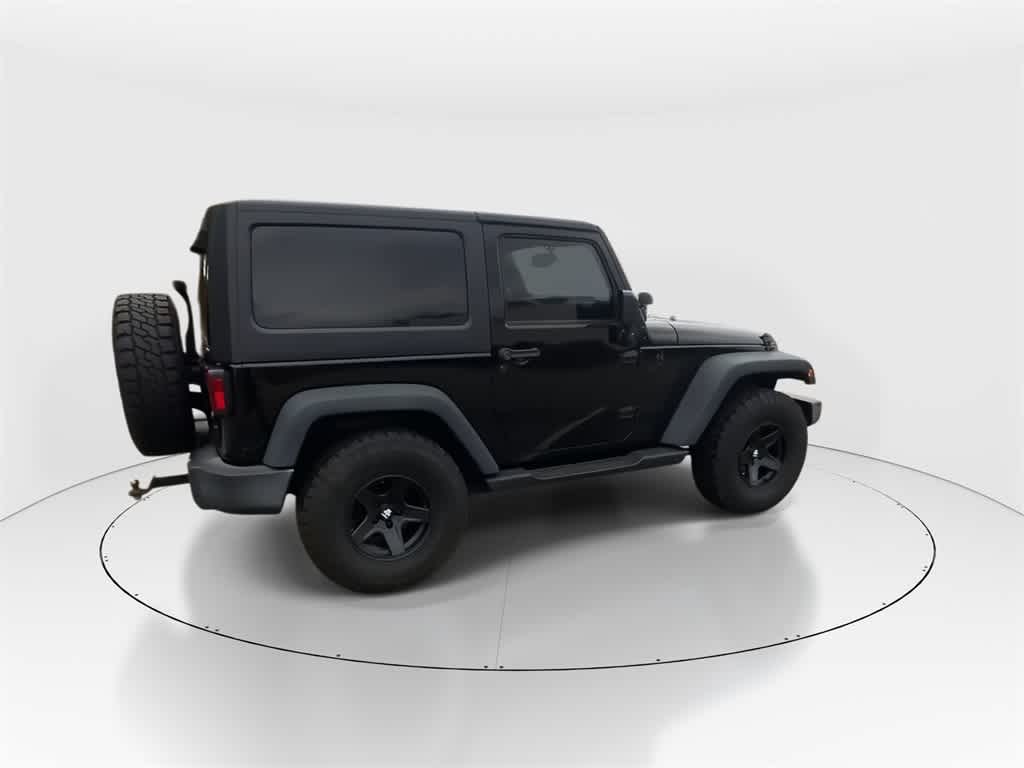 Thumbnail: 2016 Jeep Wrangler - 2