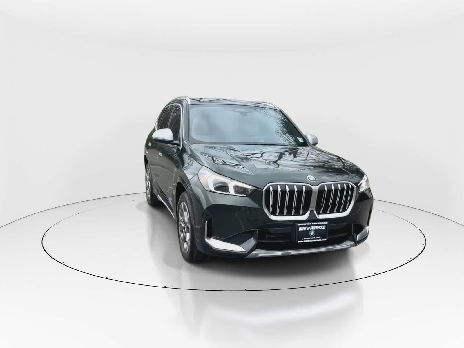 Thumbnail: 2023 BMW X1 - 4