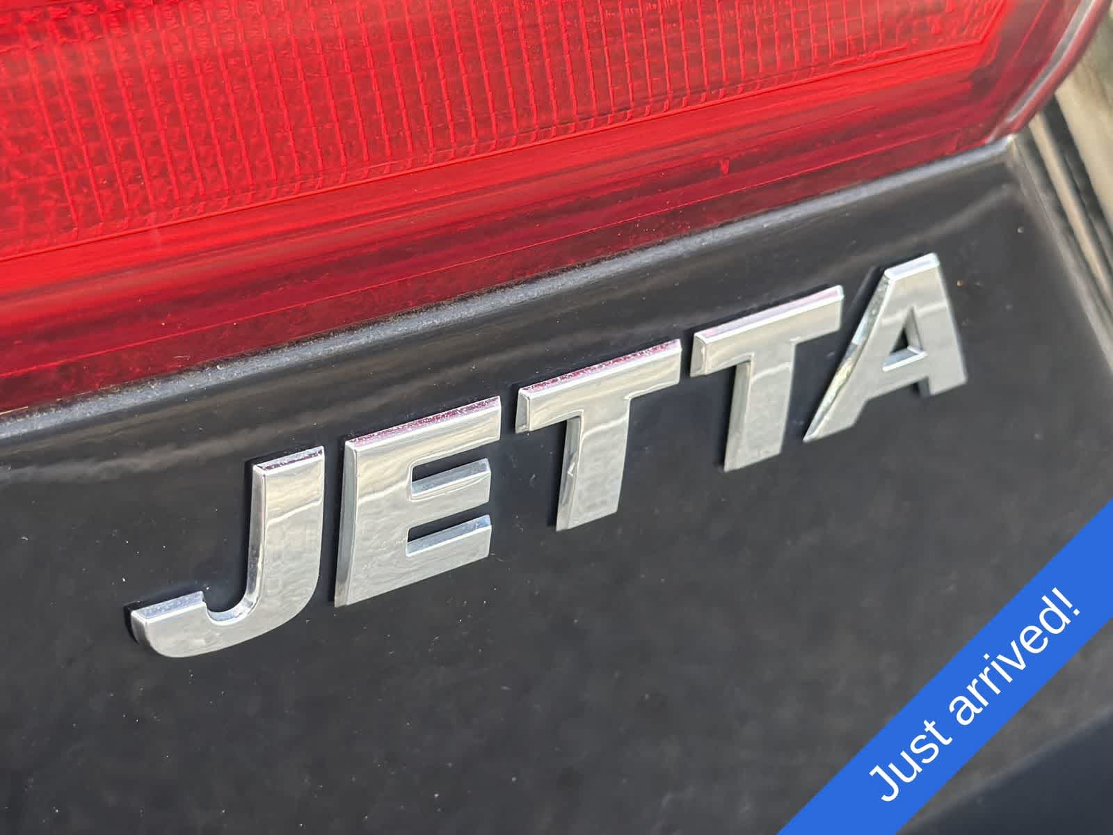 Thumbnail: 2013 Volkswagen Jetta - 15