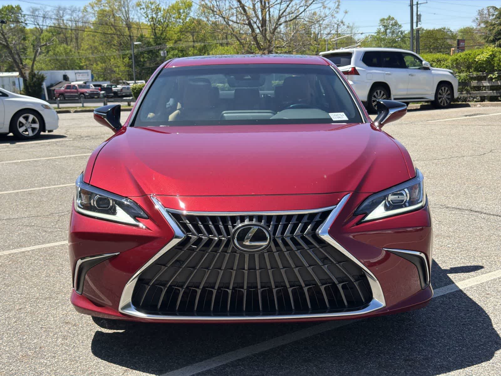 Thumbnail: 2022 Lexus ES - 14