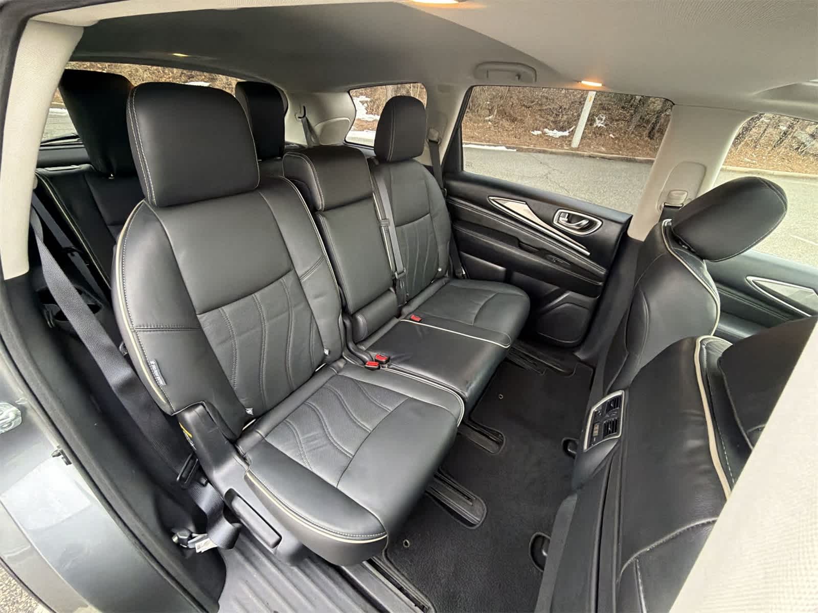 Thumbnail: 2018 INFINITI QX60 - 21