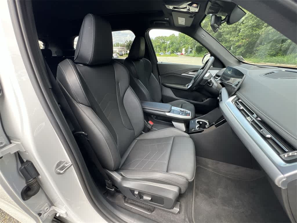 Thumbnail: 2023 BMW X1 - 22