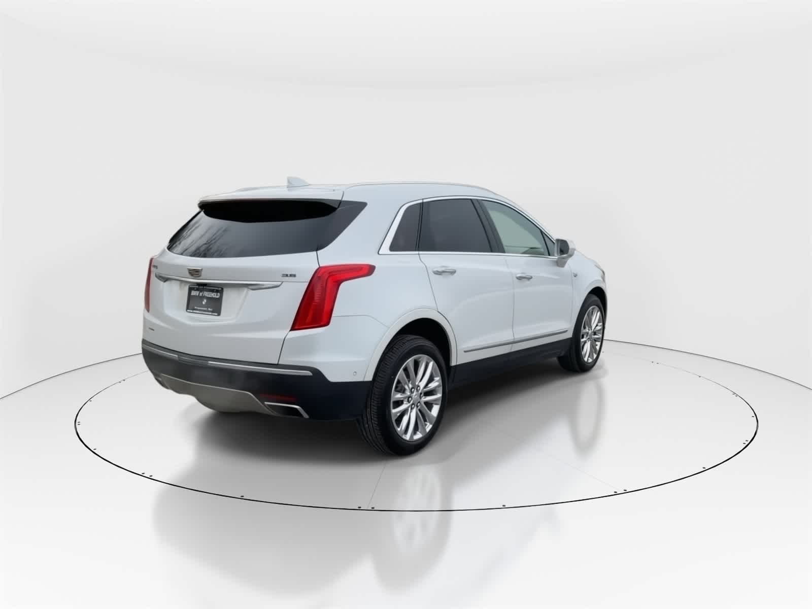 Thumbnail: 2019 Cadillac XT5 - 9