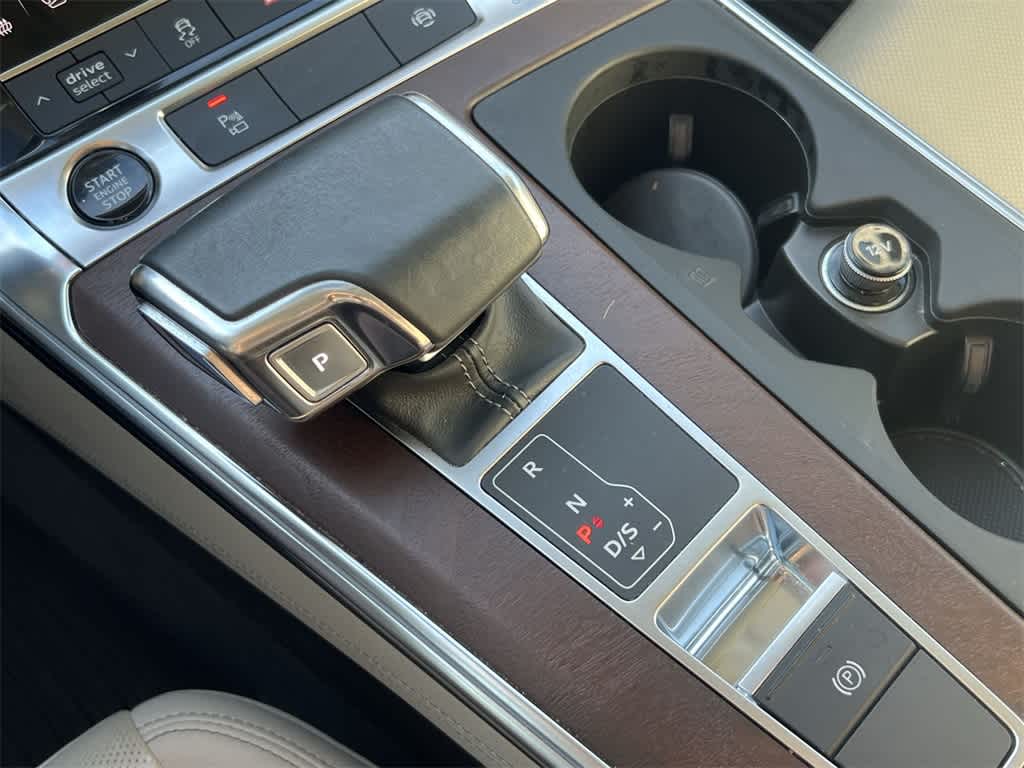 Thumbnail: 2021 Audi A6 - 25