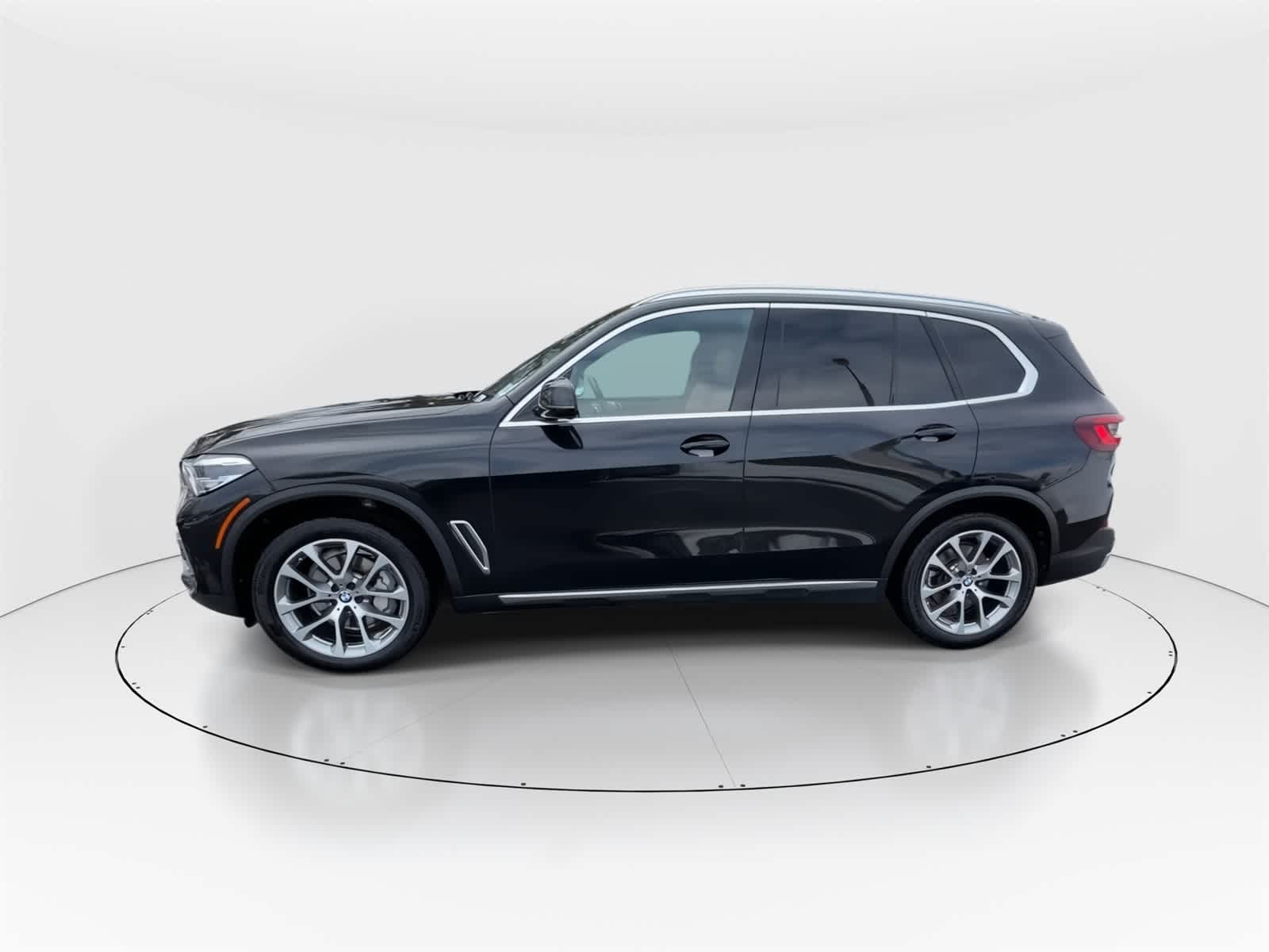 Thumbnail: 2023 BMW X5 - 5
