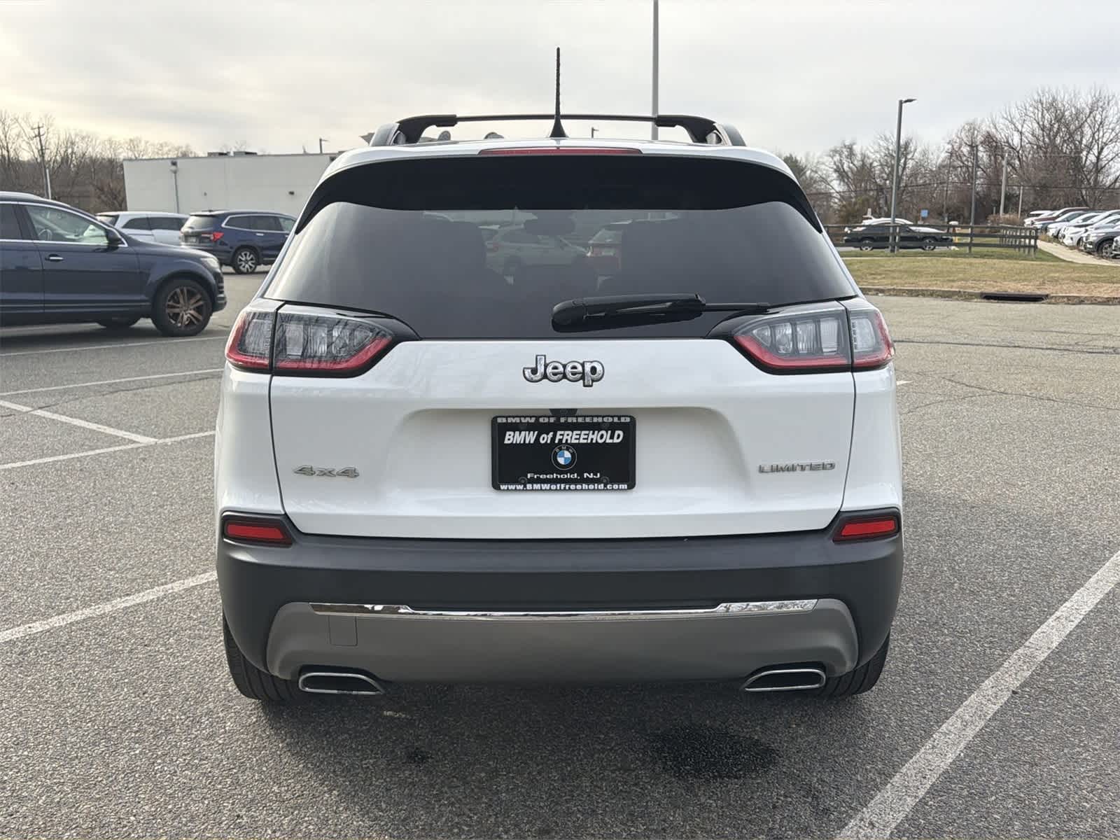 Thumbnail: 2022 Jeep Cherokee - 13