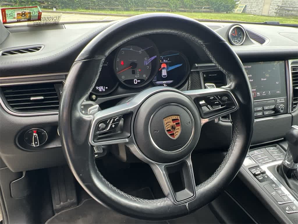 Thumbnail: 2018 Porsche Macan - 23