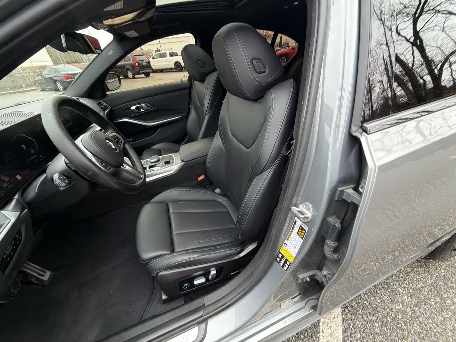 Thumbnail: 2023 BMW 3 Series - 19