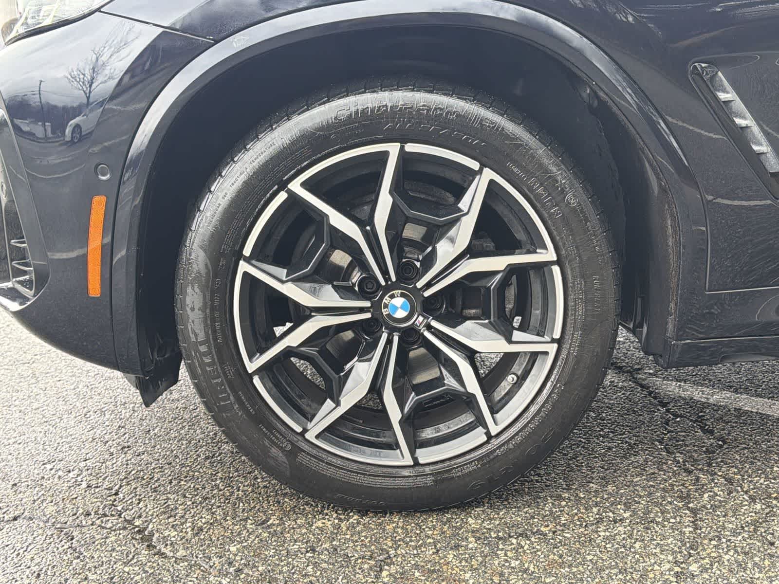 Thumbnail: 2023 BMW X4 - 16