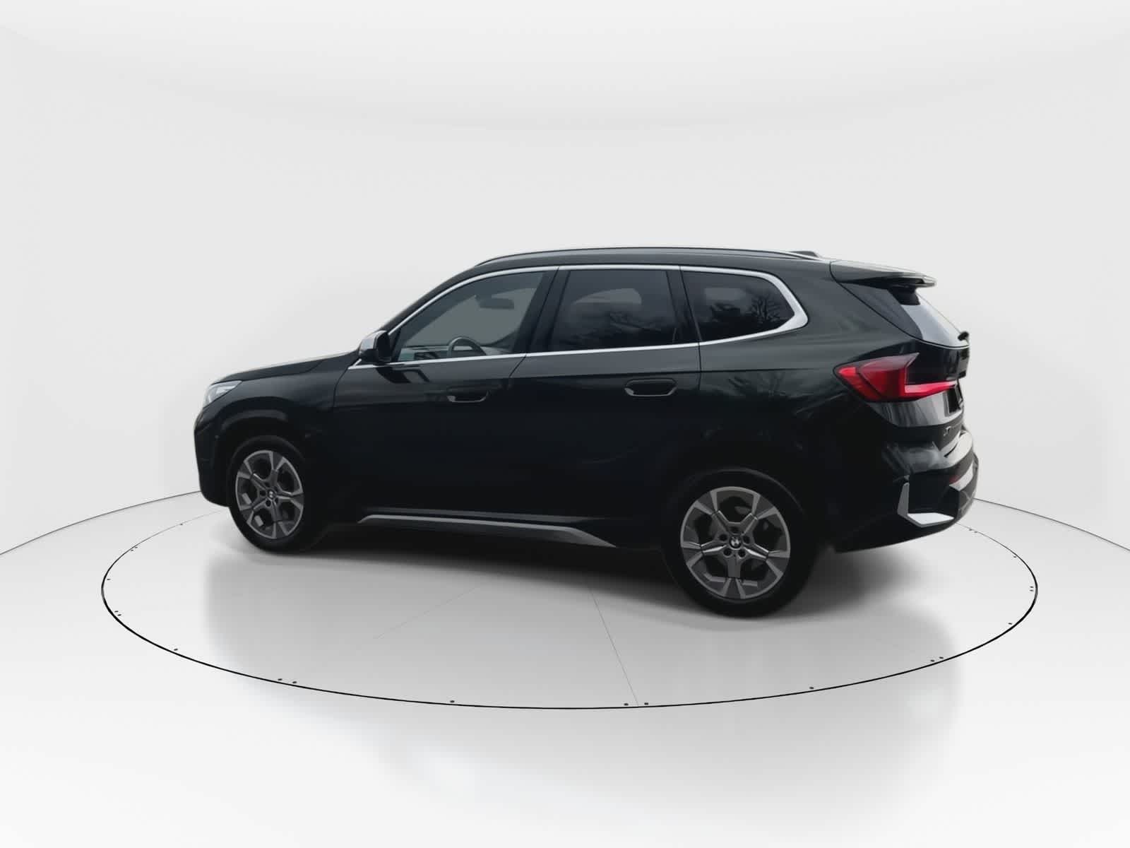 Thumbnail: 2023 BMW X1 - 7