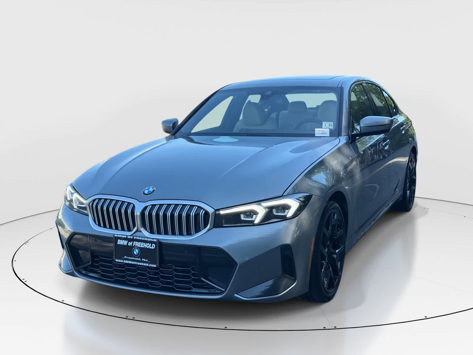 2026 BMW 3 Series 330i xDrive Sedan's photo
