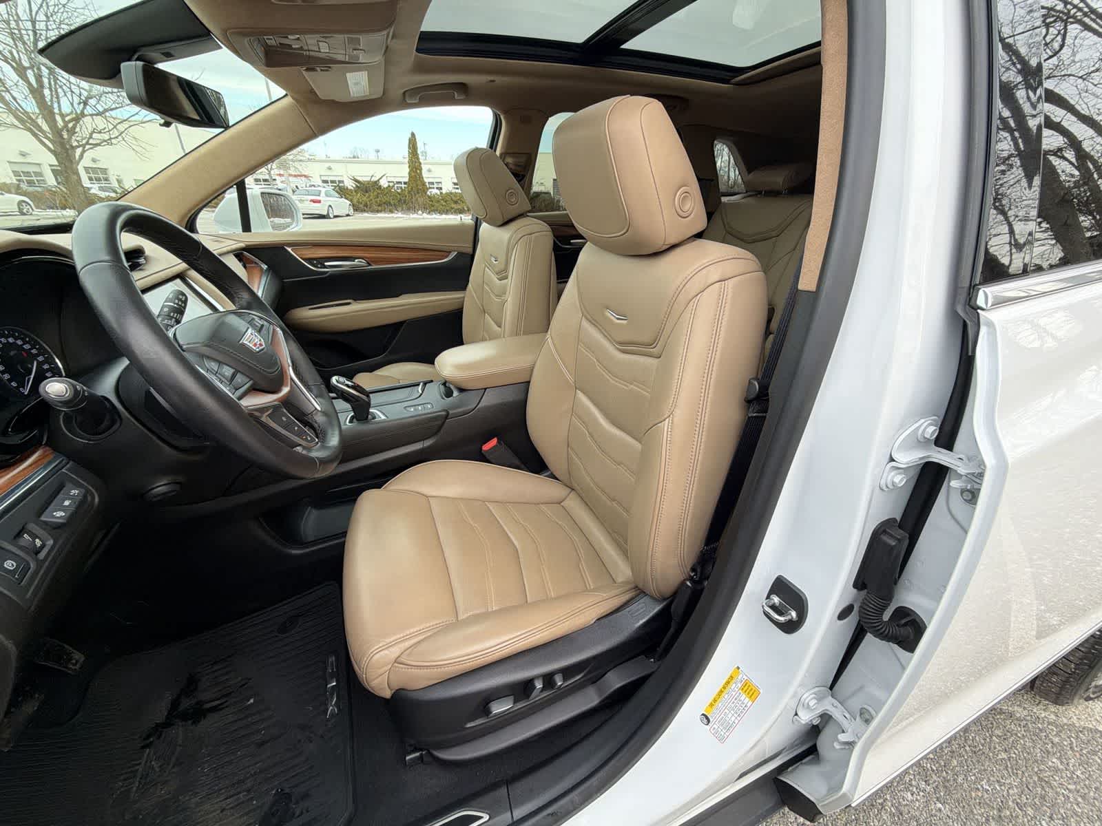 Thumbnail: 2019 Cadillac XT5 - 19