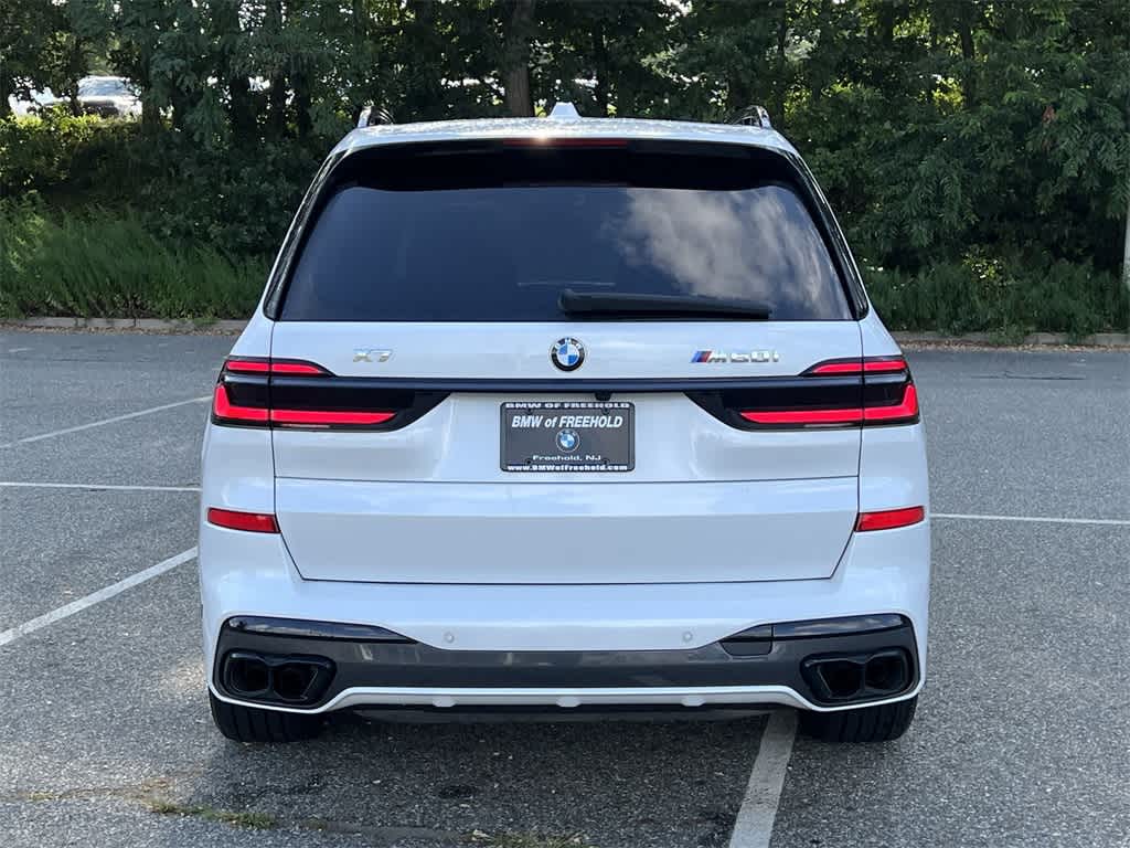 Thumbnail: 2024 BMW X7 - 13