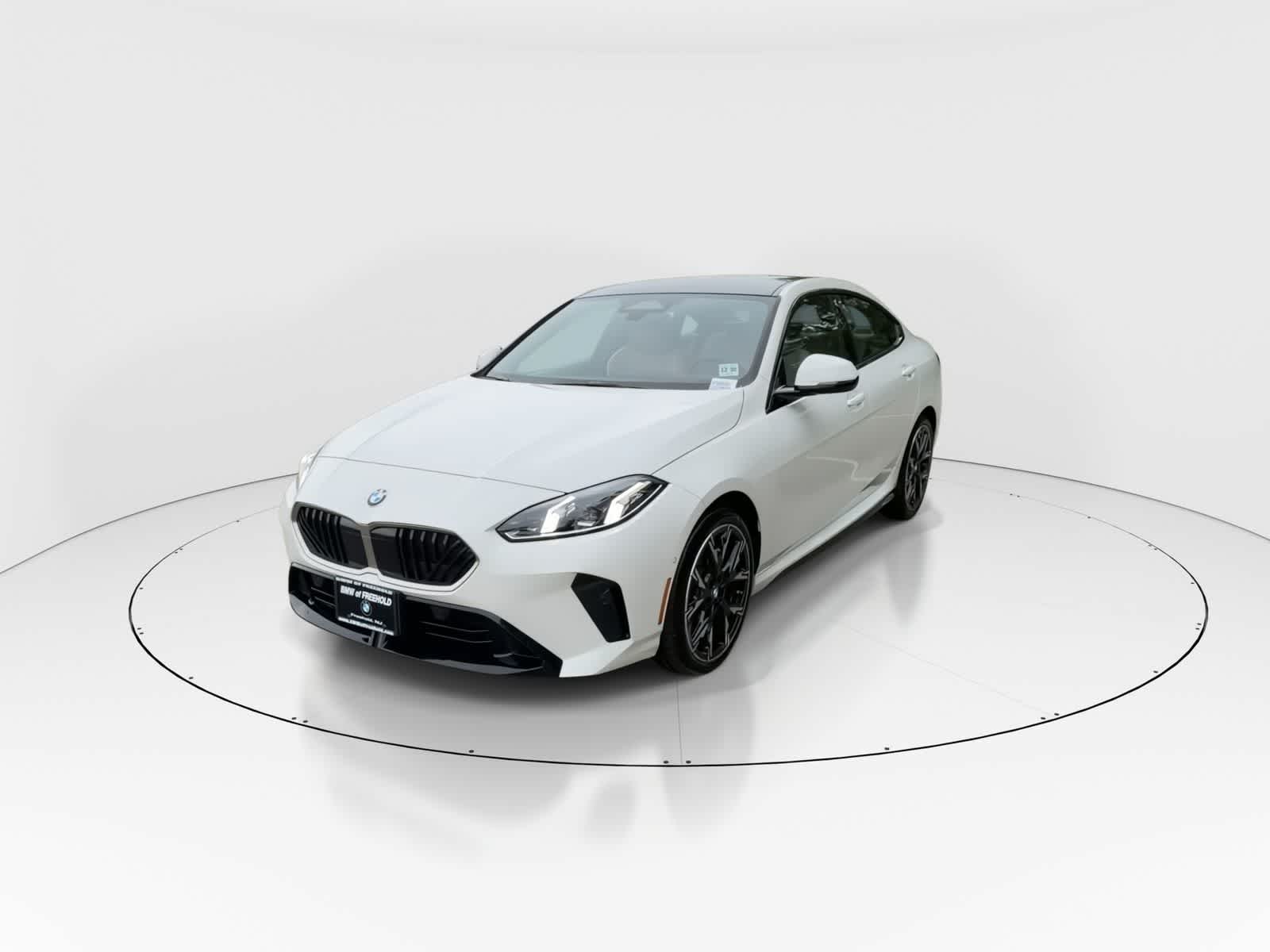 Thumbnail: 2025 BMW 2 Series - 4