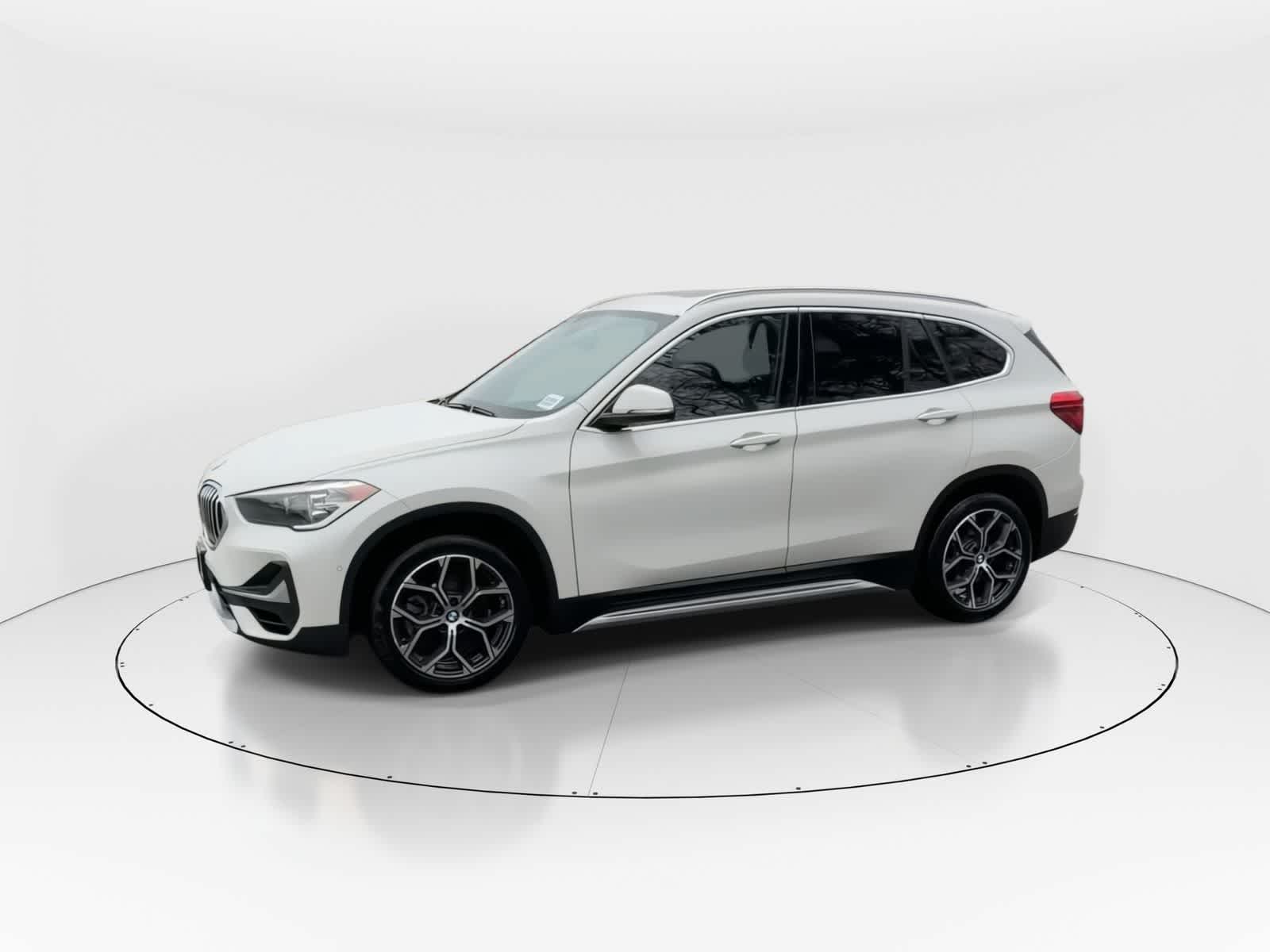 Thumbnail: 2021 BMW X1 - 4