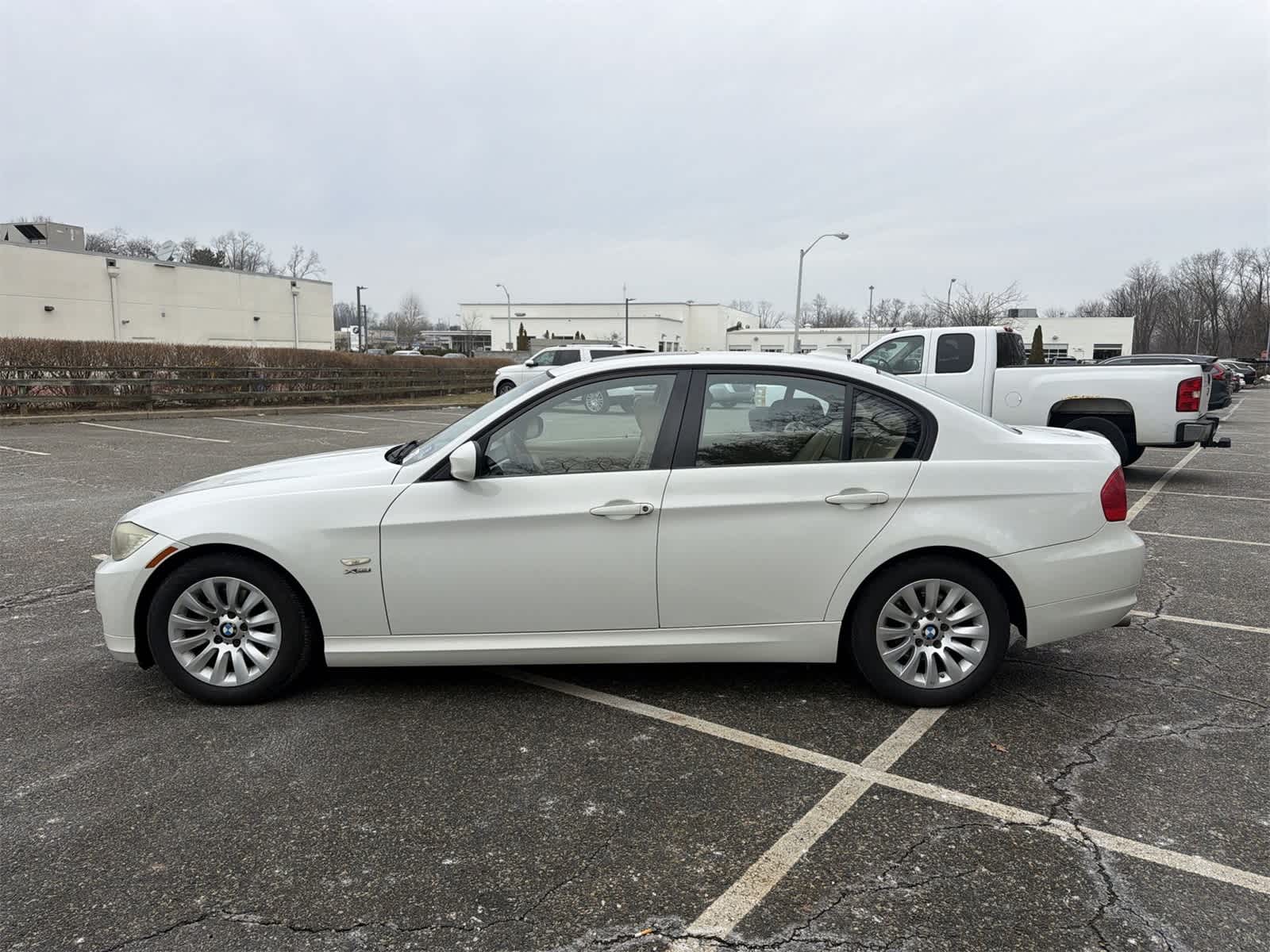 Thumbnail: 2009 BMW 3 Series - 11