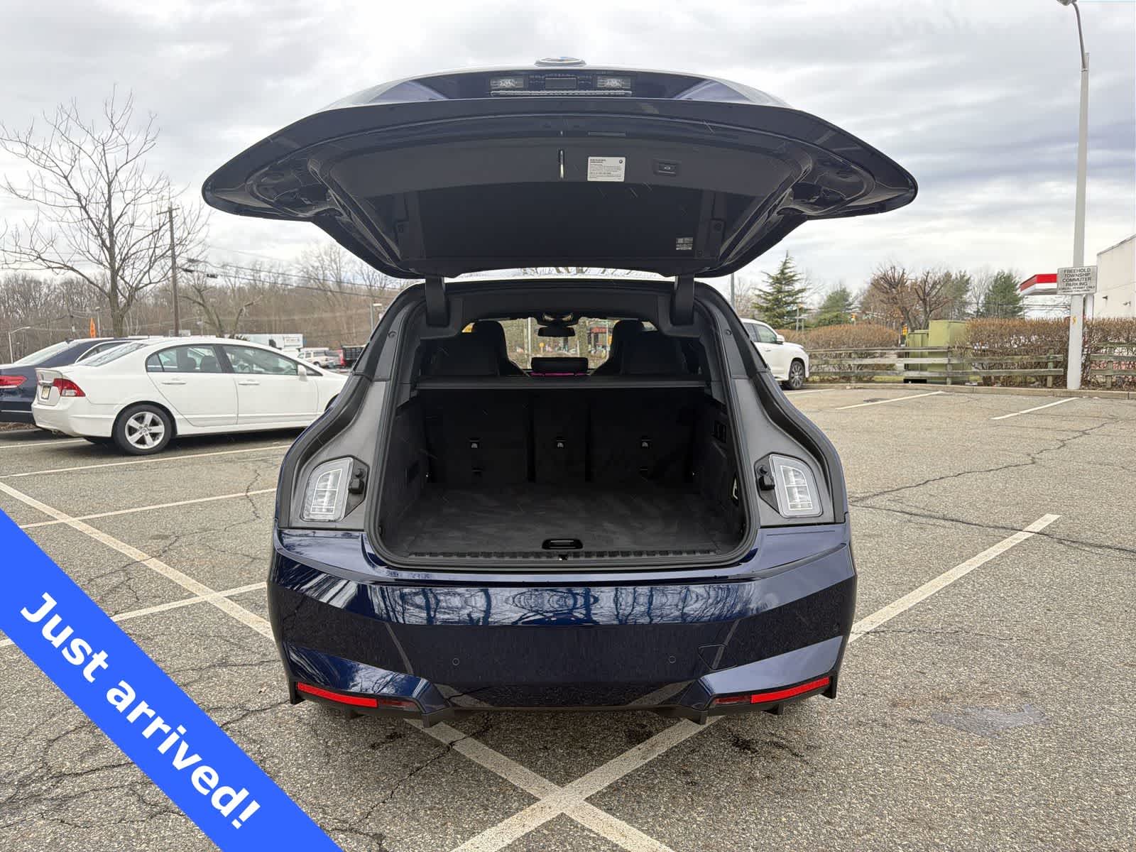 Thumbnail: 2026 BMW iX - 27