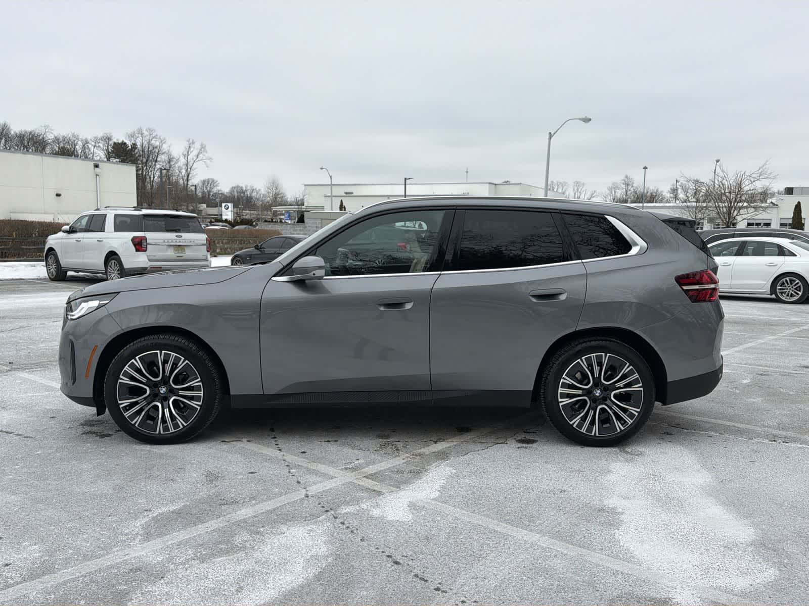 Thumbnail: 2025 BMW X3 - 11