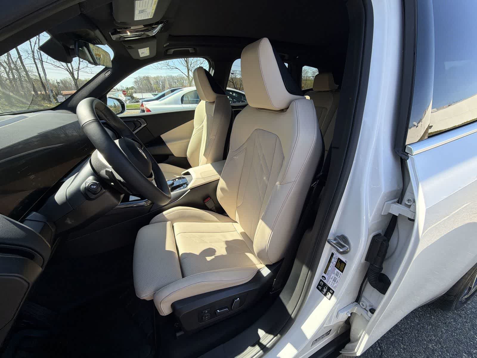 Thumbnail: 2025 BMW X3 - 19