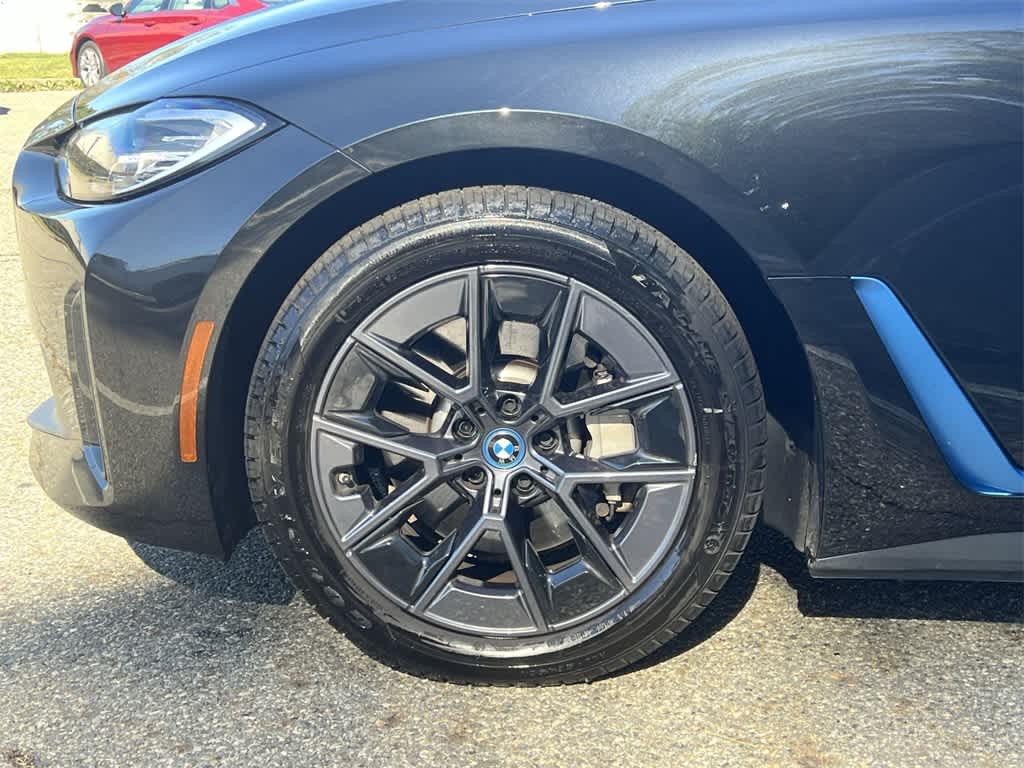 Thumbnail: 2023 BMW i4 - 16