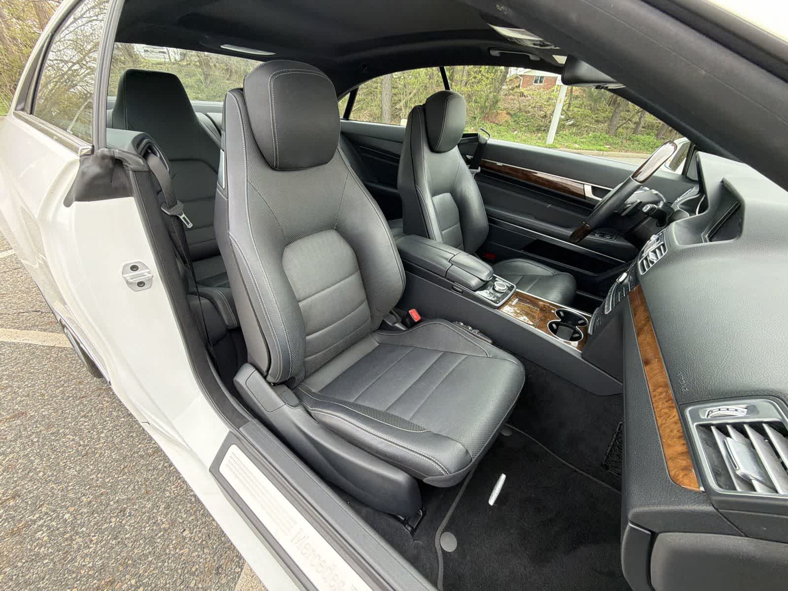 Thumbnail: 2016 Mercedes-Benz E-Class - 22
