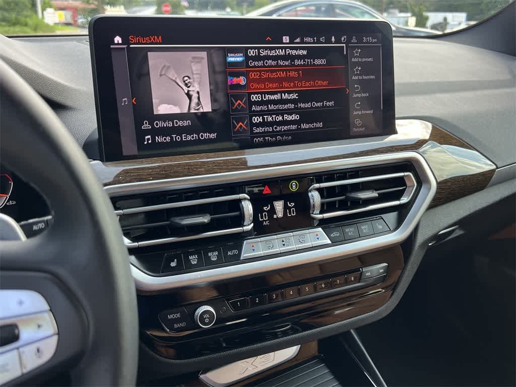 Thumbnail: 2023 BMW X3 - 24