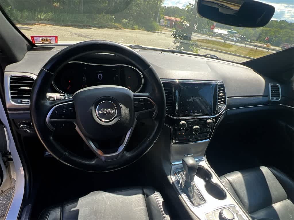 Thumbnail: 2020 Jeep Grand Cherokee - 17
