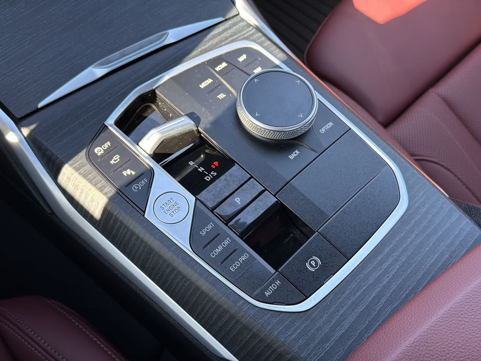 Thumbnail: 2025 BMW 4 Series - 25