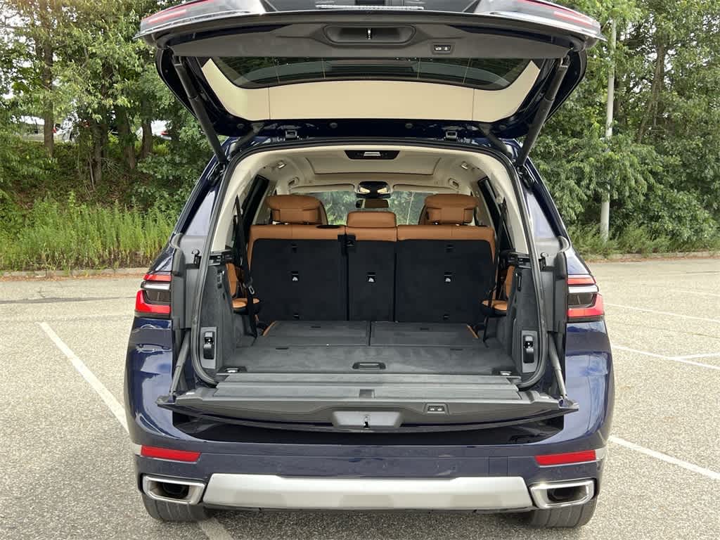 Thumbnail: 2023 BMW X7 - 27
