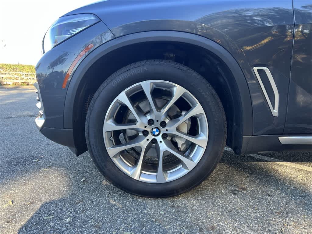 Thumbnail: 2021 BMW X5 - 16