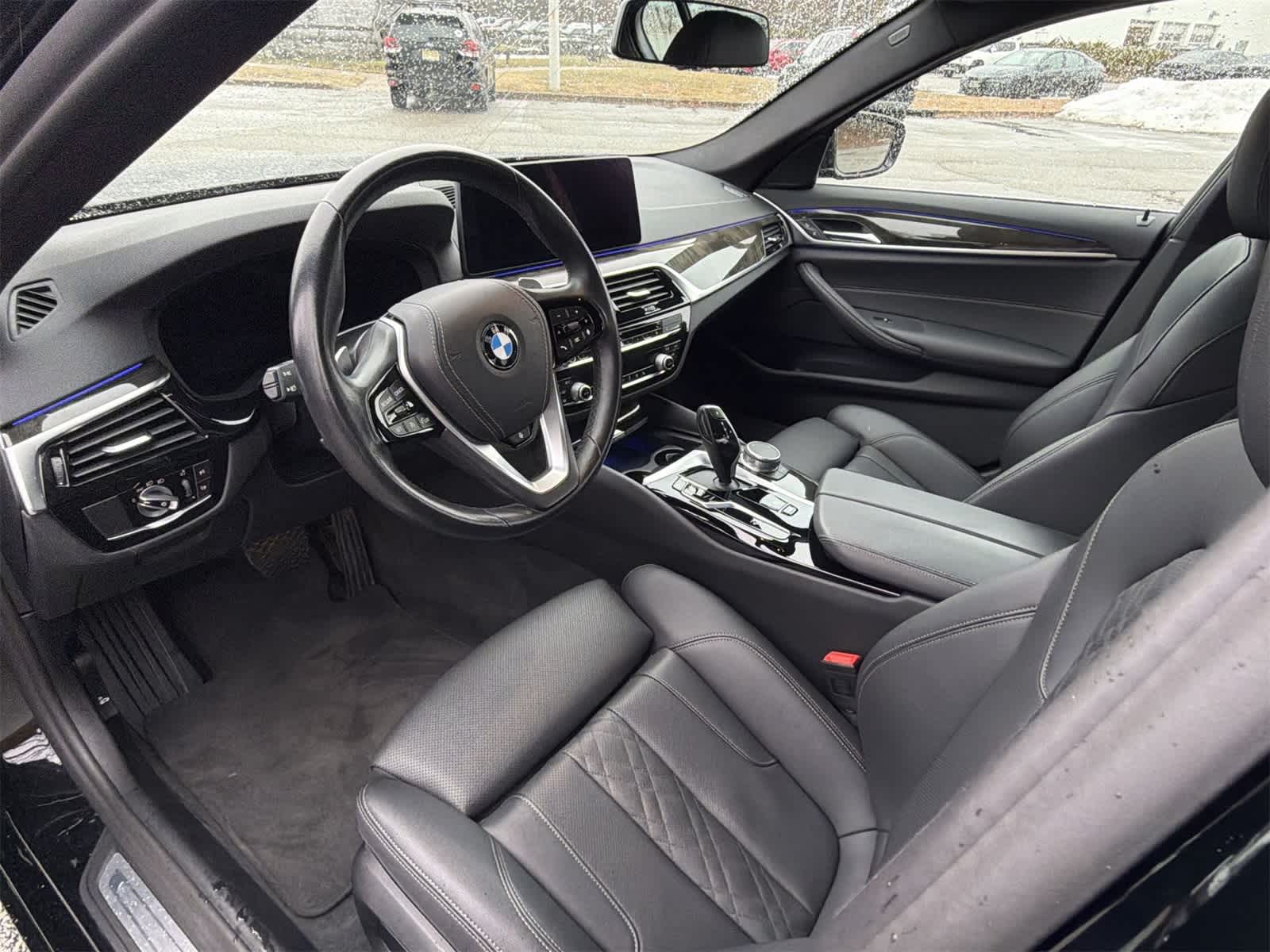 Thumbnail: 2022 BMW 5 Series - 10