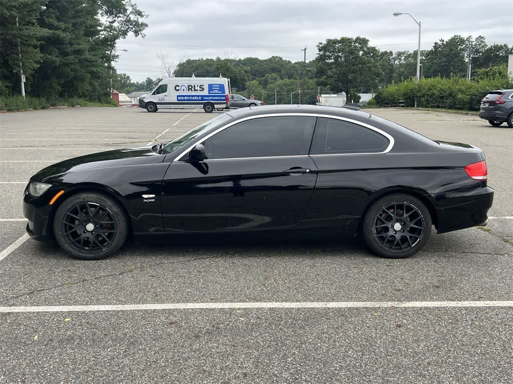 Thumbnail: 2010 BMW 3 Series - 11
